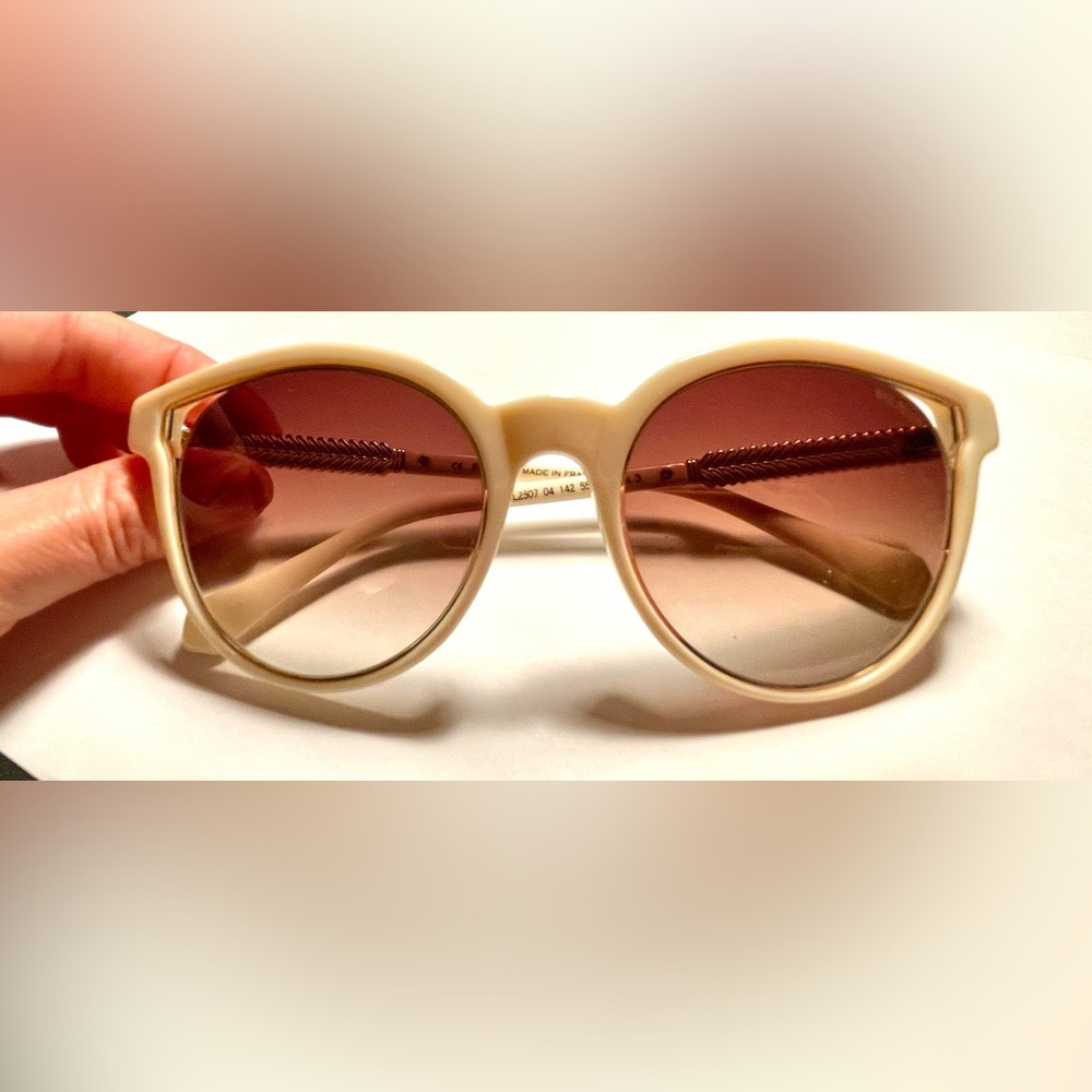 Balmain Cream Frame Sunglasses – Made in France 🇫🇷